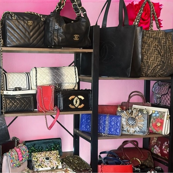 I’M ON LIVE!!Like this post for poshshow update! Thank you❤️ - Picture 4 of 11